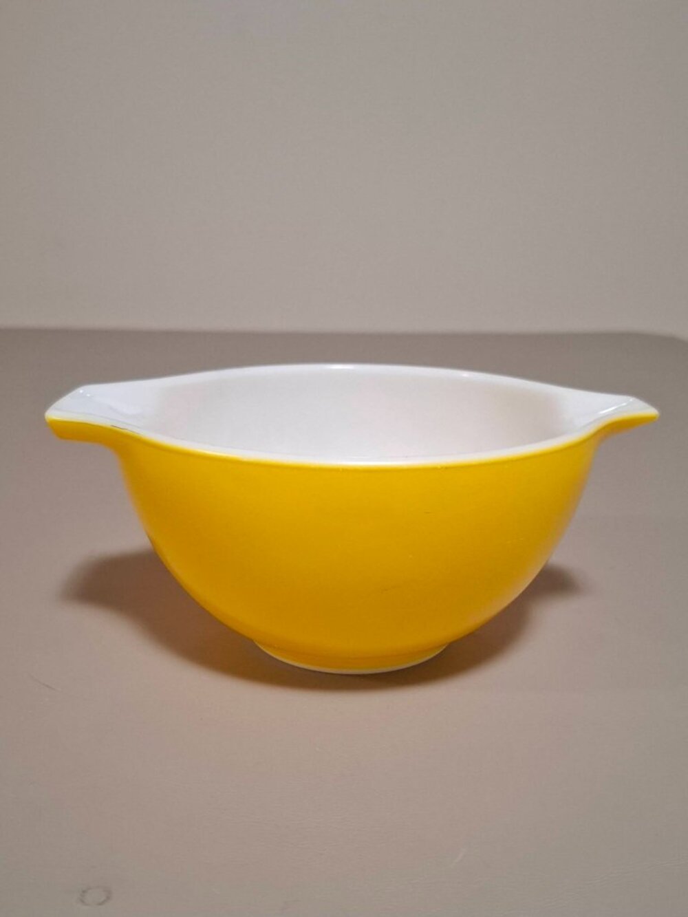 Pyrex Vintage 441 Sunflower Yellow Cinderella 1 1/2 Pint Mixing Bowl